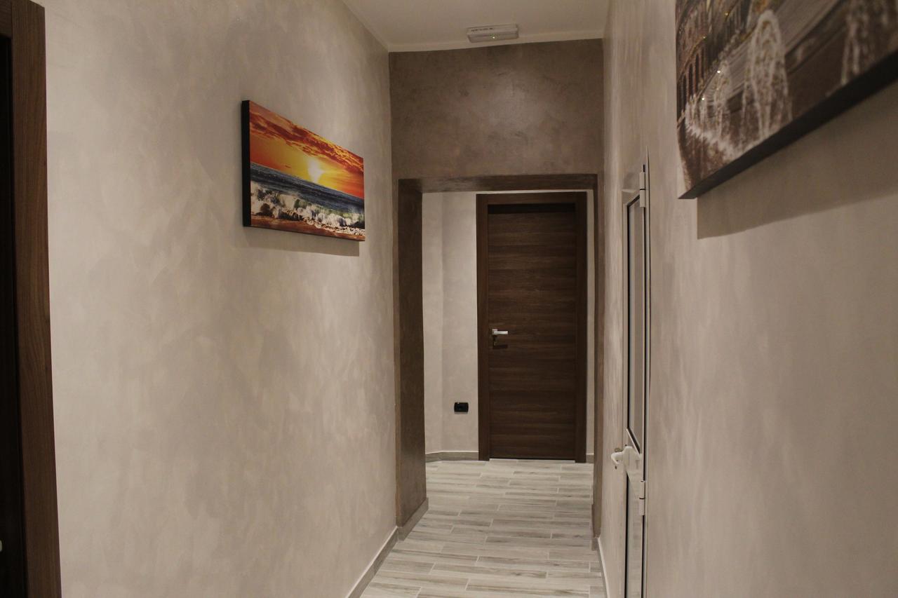 Ricci Rooms Генуя Экстерьер фото
