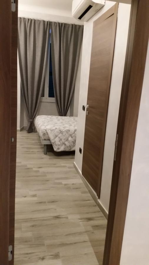 Ricci Rooms Генуя Экстерьер фото